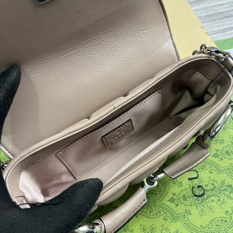 Gvc*1 horsebit bags